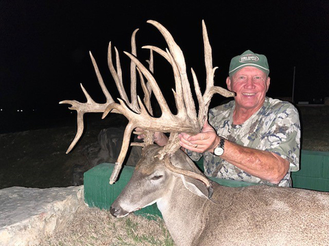 Massive Texas Whitetail (Estate)