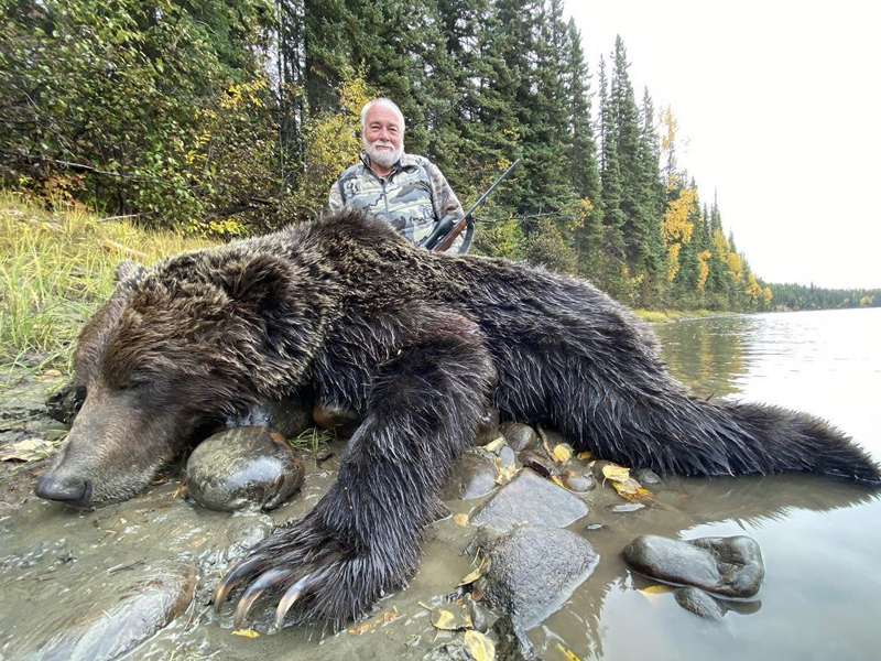 Yukon Monster Mountain Grizzly Bear